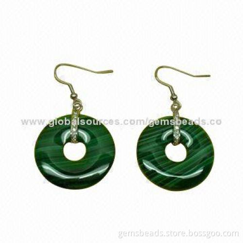 Fashionable drop earrings with gemstone